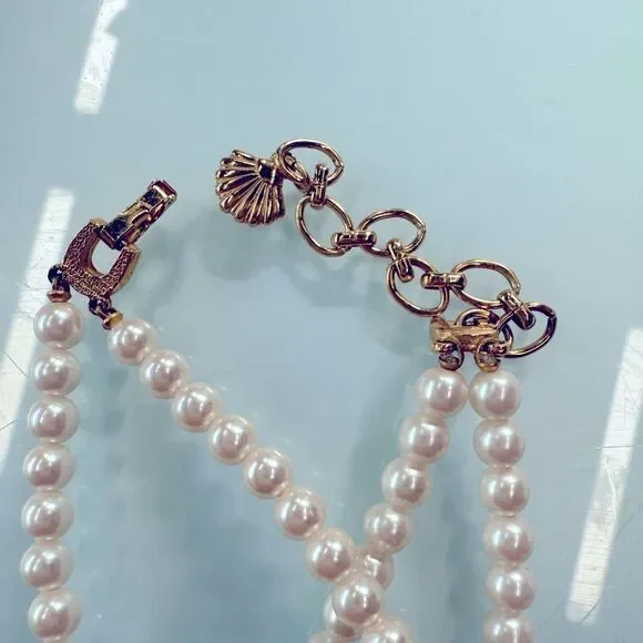 Vintage Richelieu Faux Pearl Rhinestone Necklace 18 inches - Picture 3 of 9